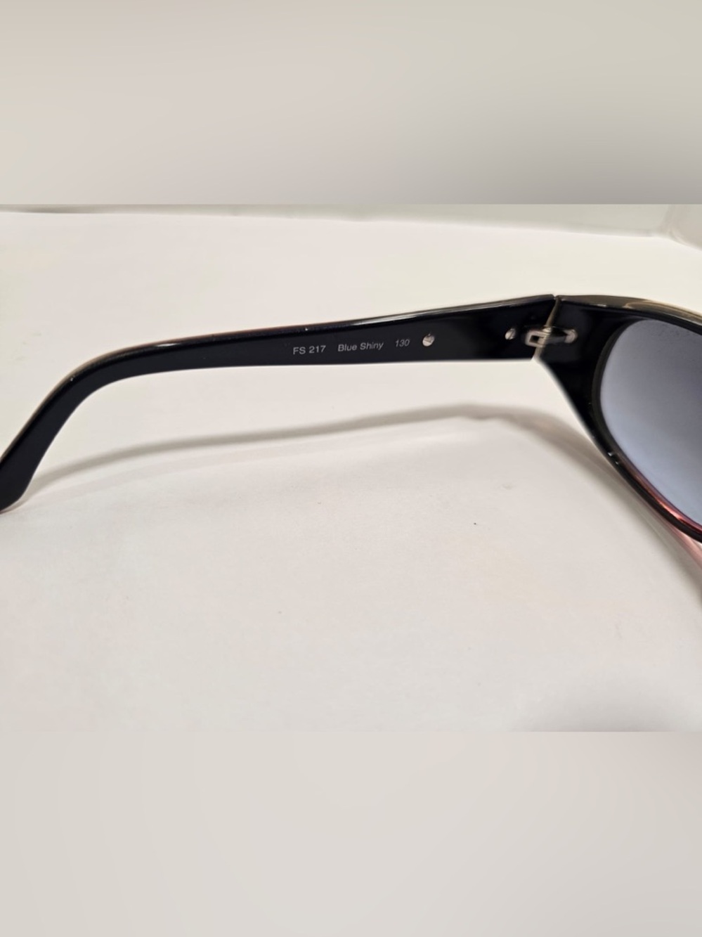 Authentic Fendi FS 217 Sunglasses Shiny Blue Made in Italy with Original Case - Picture 3 of 7